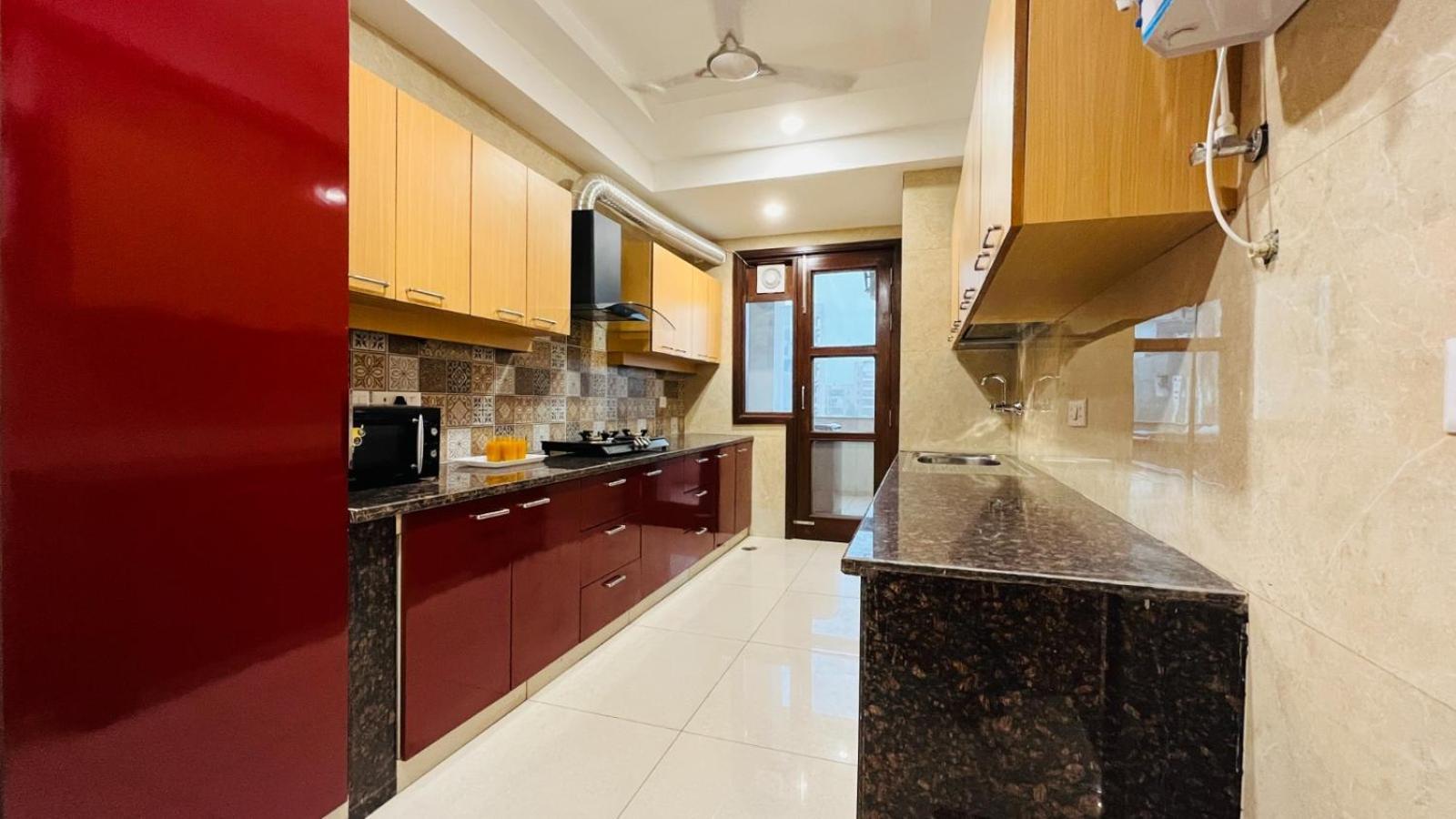 Olive Service Apartments Dlf Galleria Gurgaon Exterior photo