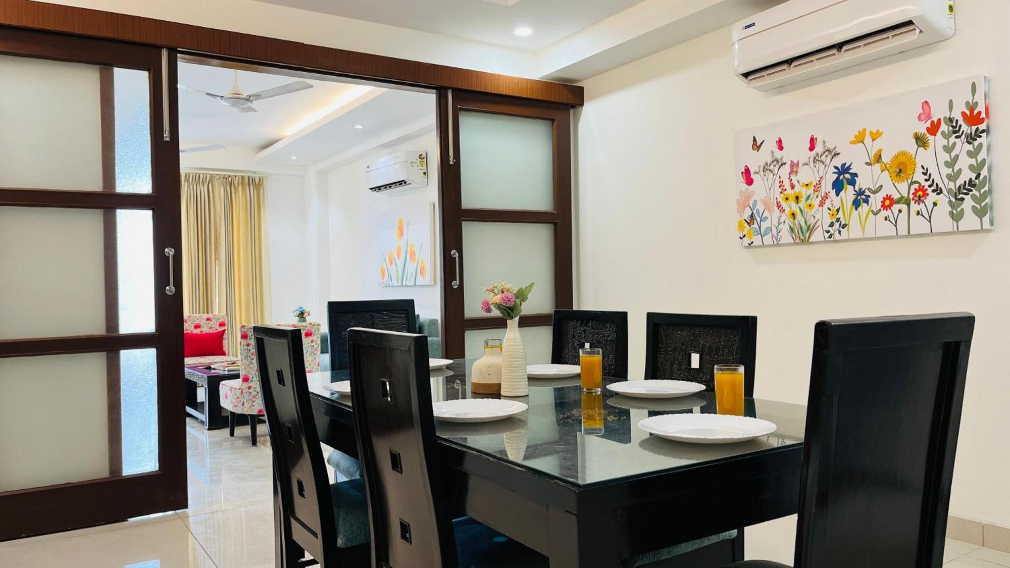 Olive Service Apartments Dlf Galleria Gurgaon Exterior photo